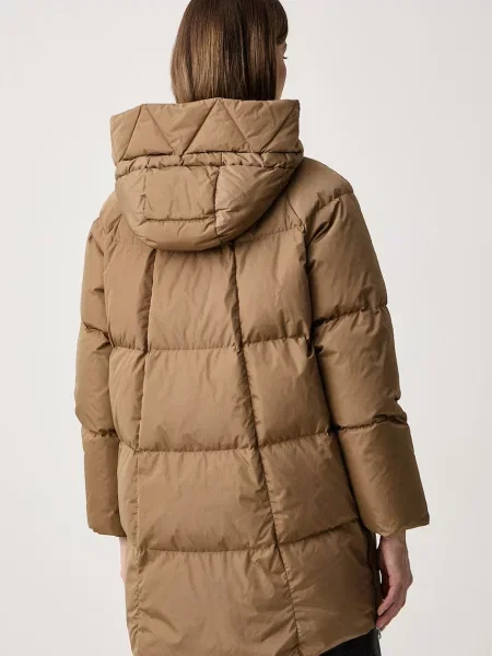 Weekend Max Mara пухова куртка WKDNEWBEMBO