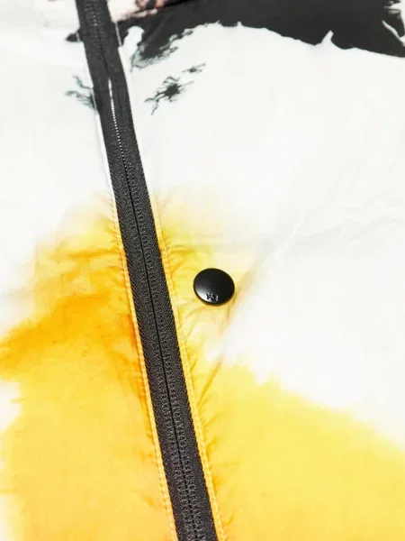Geacă cu puf Y-3 cu imagine cu imprimeu abstract alb