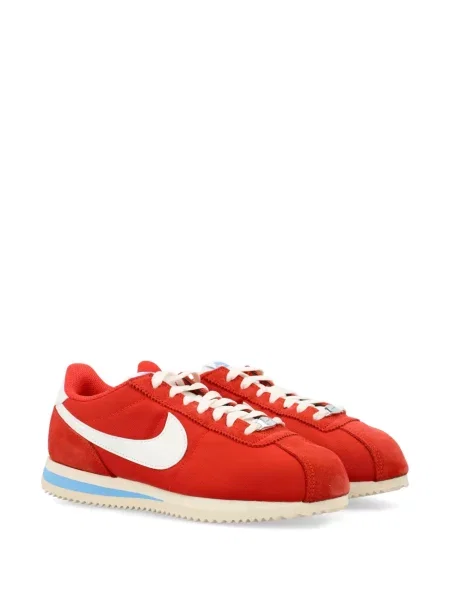 Sneakersy Nike Flyknit z siateczką retro czarne