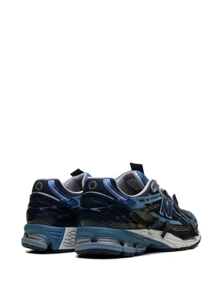 Sneakerși New Balance negru