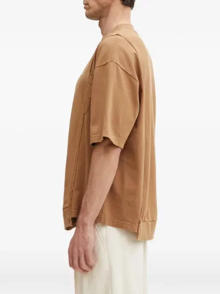 Tricou Undercover cu imagine maro