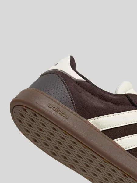 Sneakersy z naturalnej skóry z napisem z logo Adidas Sportswear brązowe