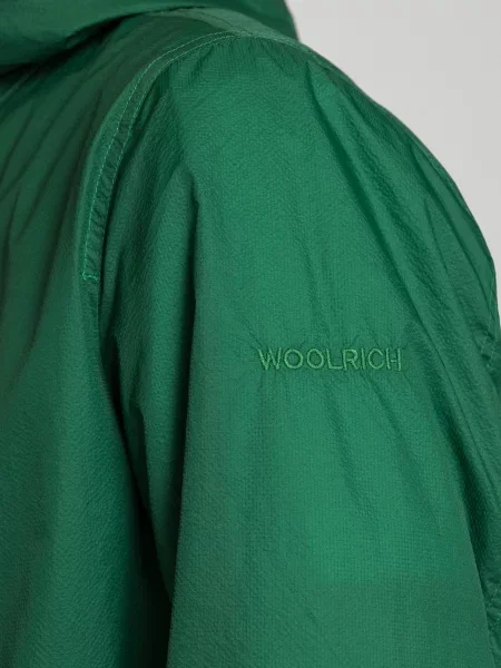 Куртка Woolrich зеленая