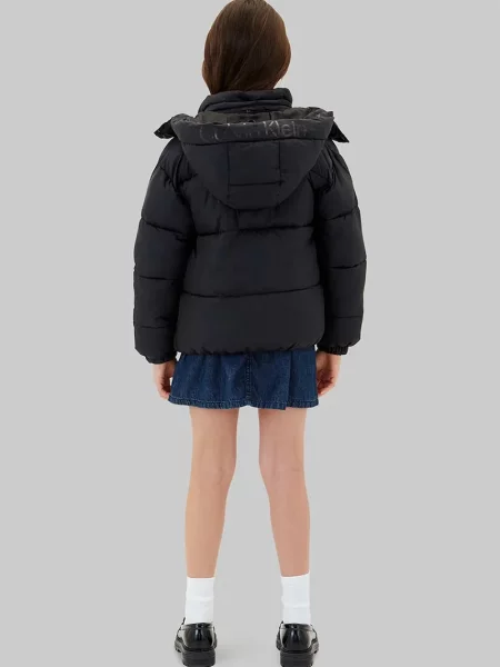 Calvin Klein Jeans капитонирано яке за деца черно