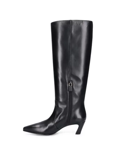 Botine Stuart Weitzman din piele negru