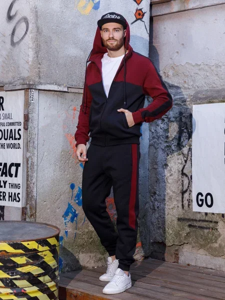 ISSA Plus ­ Спортивный костюм чорний