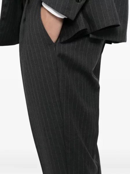 Costum Lardini cu dungi de costum gri