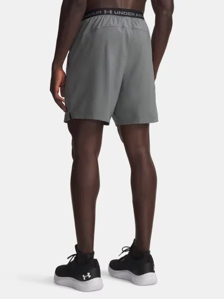 Pantaloni scurți Under Armour gri