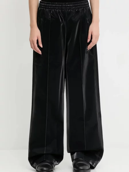 Спортивні штани adidas Originals Holiday Tp чорні