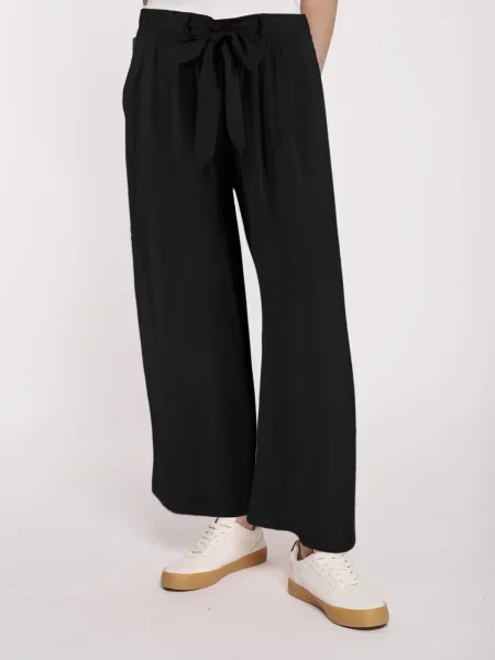 Hailys Pantaloni cutați negru