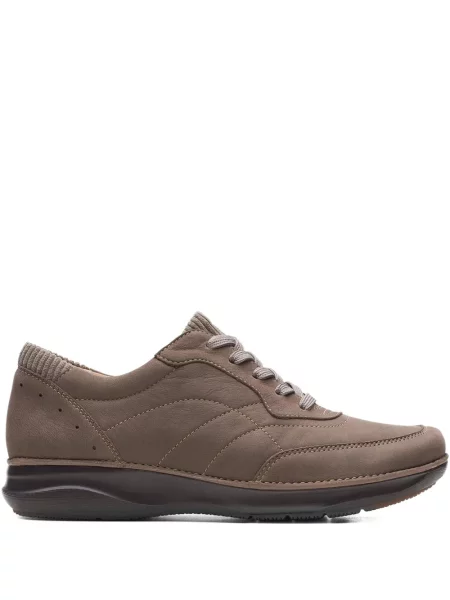 Sneakerși Clarks maro