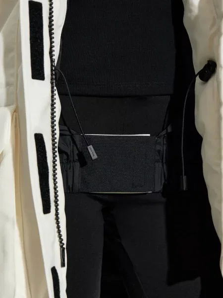 Geacă parka Canada Goose cu glugă alb
