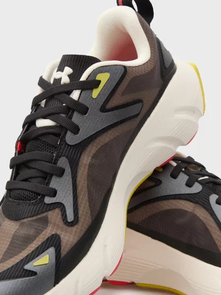 Кросівки для бігу Under Armour коричневі