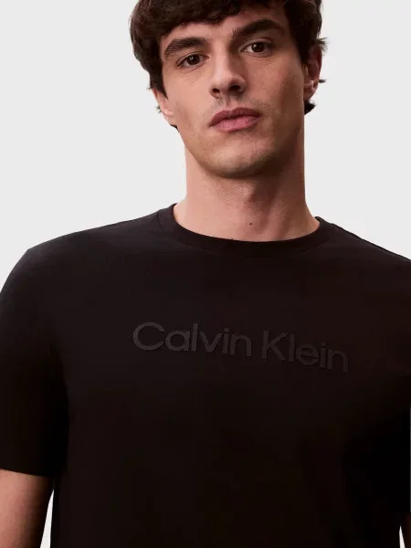 Футболка Calvin Klein чорна