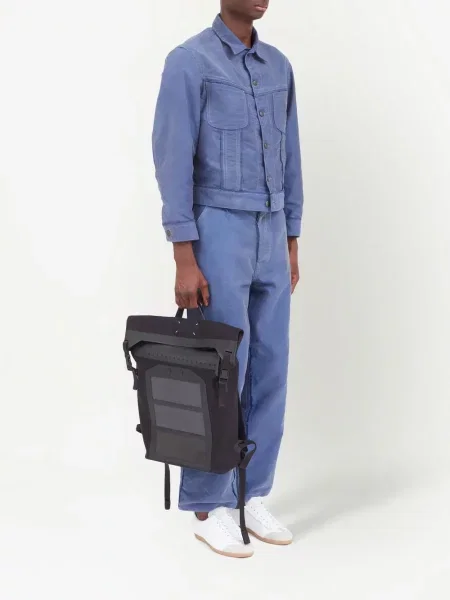 Kuprinė Maison Margiela su sagtimis juoda