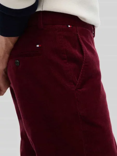 Spodnie sztruksowe o kroju slim fit z mieszanki bawełny Tommy Hilfiger