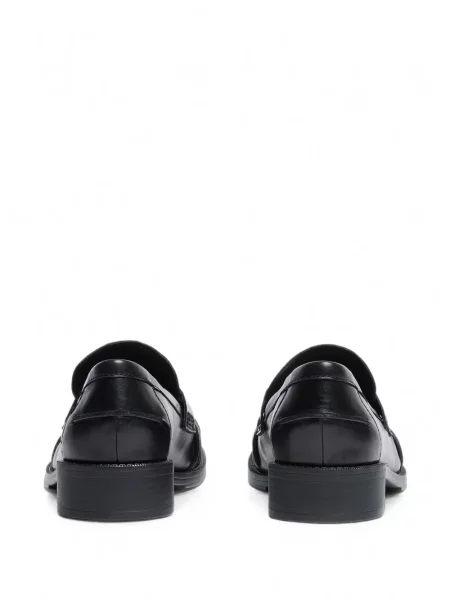 Pantofi loafer Ash din piele cu volane negru