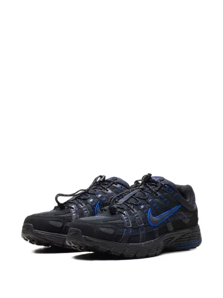 Sneakerși Nike Vomero alb