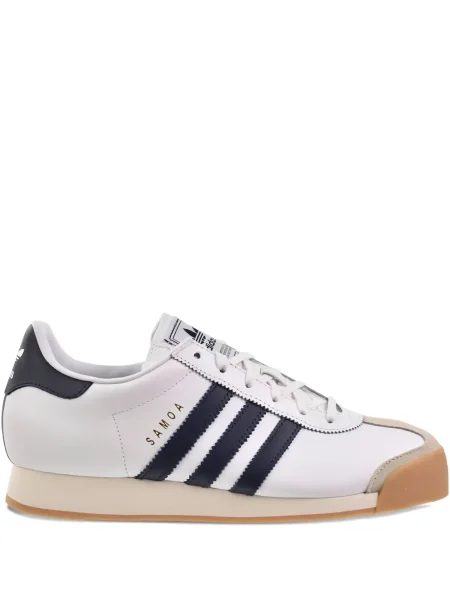 Скейт & стрийт маратонки Adidas Superstar с автограф за туризъм бяло