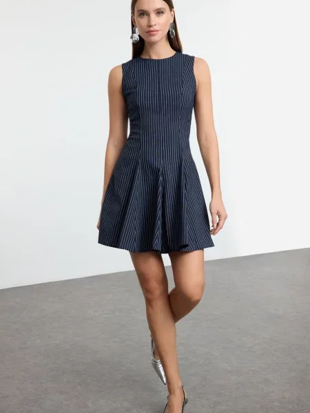 Trendyol Rochie bleumarin alb
