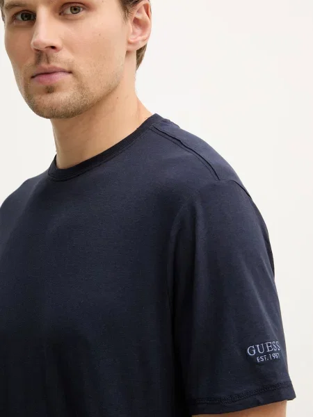 Футболка Guess