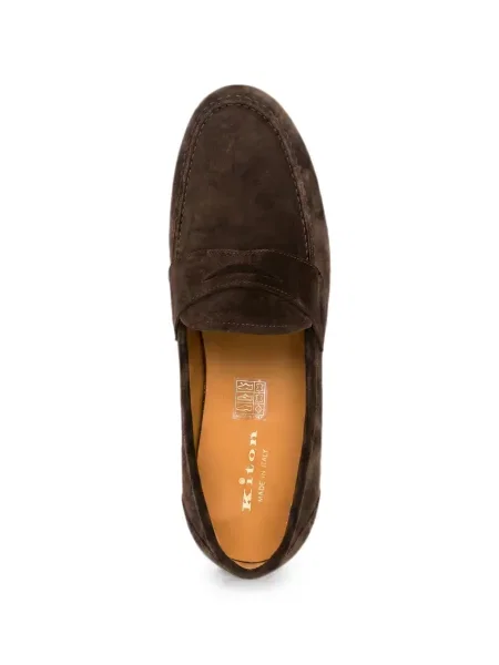 Pantofi loafer Kiton din piele de căprioară maro