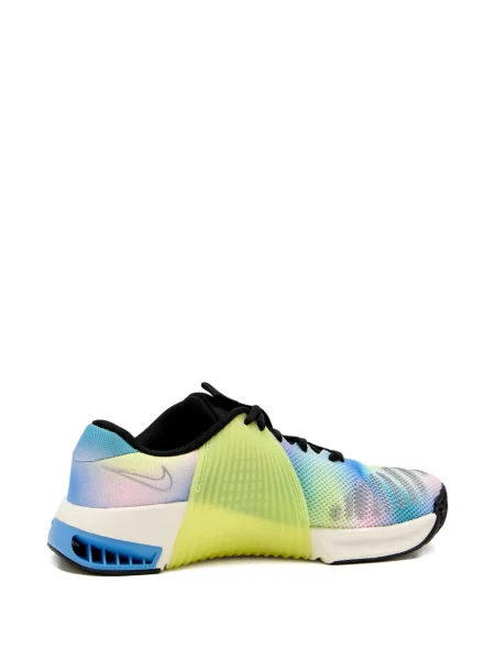 Sneakerși Nike Metcon din piele de căprioară alergare cu platformă alb