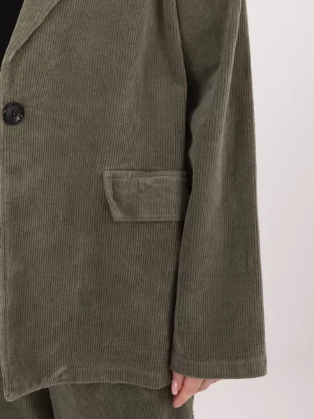 Яке Rue Paris каки