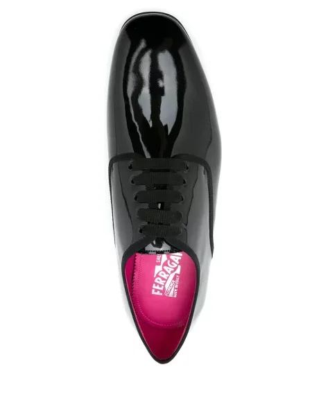 Pantofi derby Ferragamo din piele de lac negru