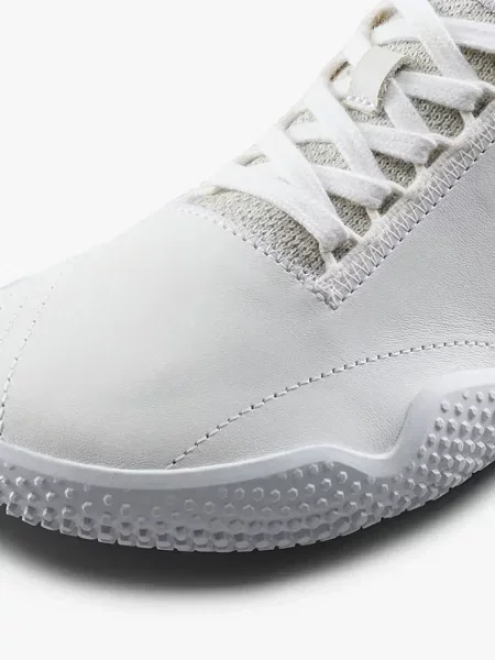 Кожаные кроссовки Vivobarefoot белые