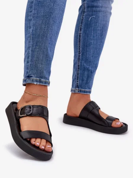 Usnjene sandali Zazoo s platformo črna