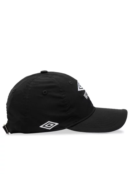 Czapka z daszkiem Umbro czarna