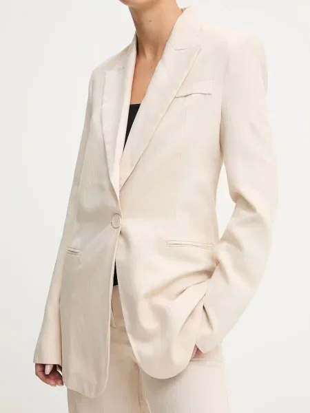 Answear.LAB sacou un singur rand de neted bej