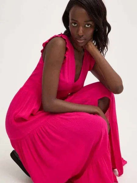 Answear Lab rochie maxi evazati roz