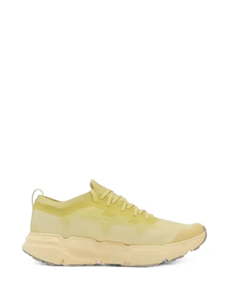 Sneakerși On galben