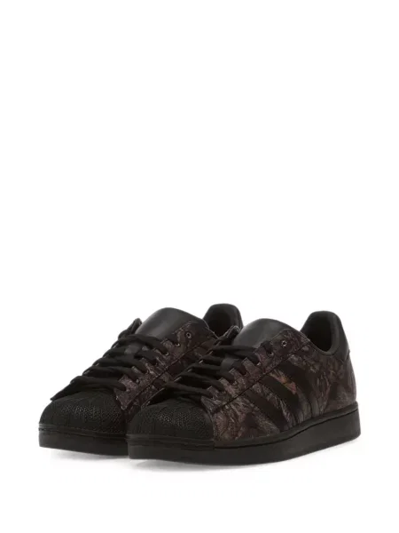 Top Adidas cu broderie alergare din jerseu negru