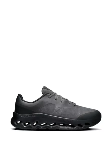 Sneakerși On negru