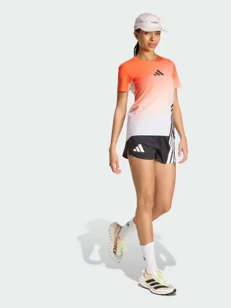 Переработанный спортивная футболка Adidas белая