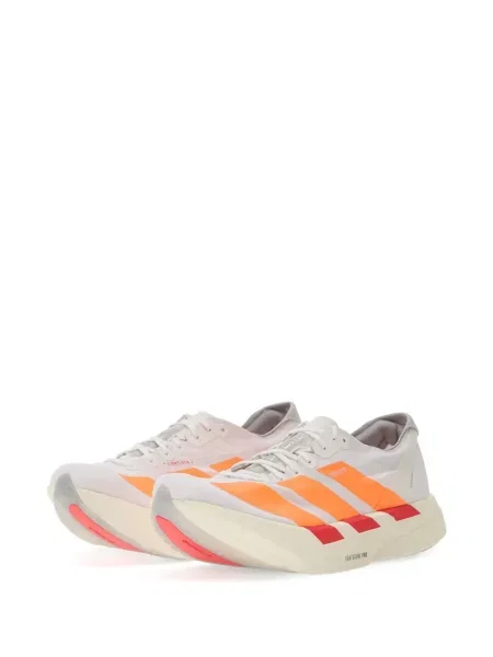 Pălărie Adidas cu dungi cu platformă din jerseu alb