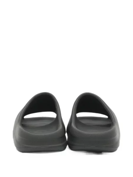Sandale Adidas Yeezy fără toc negru