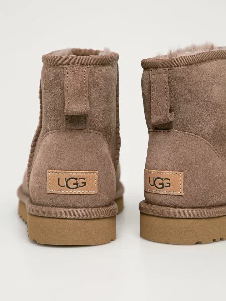 UGG Cizme de zapada din piele intoarsa Classic Mimi II