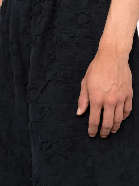 Pantaloni scurți Kamiya zdrențuiți negru