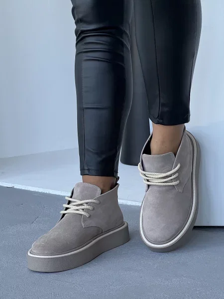 Замшеві Черевики та чоботи INNOE бежевий