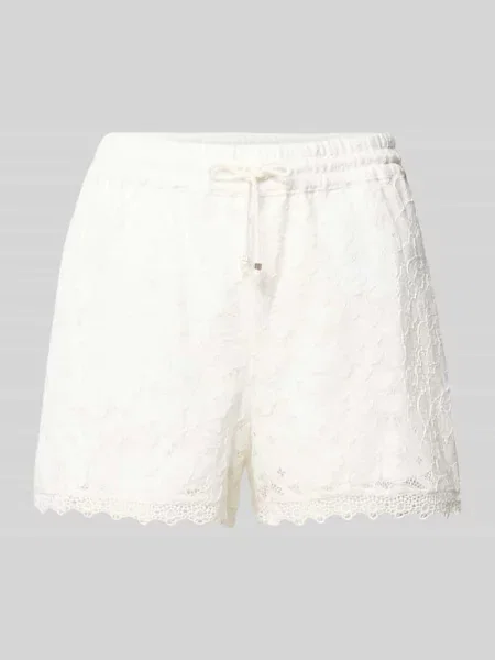 Szorty dresowe o kroju regular fit z koronki model HONEY' Vero Moda białe