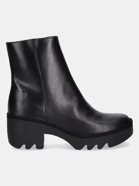 Кожаные ботинки Fly London черные