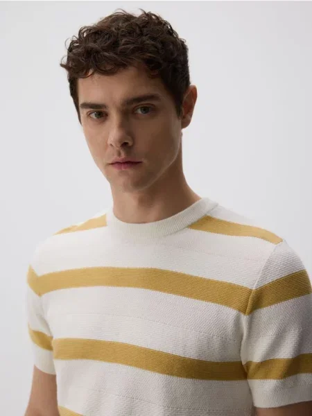 Reserved Pulover din cu mânecă scurtă multicolor