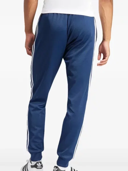 Trčanje chunky jakna Adidas crna