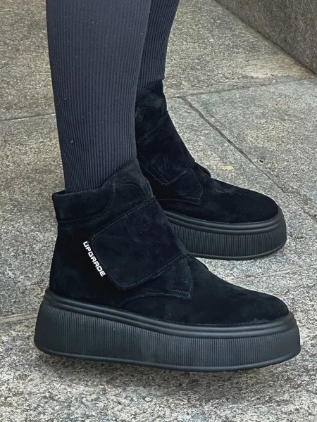 Замшеві Черевики INNOE чорний