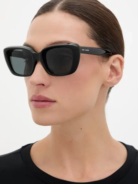 Saint Laurent napszemüveg női fekete