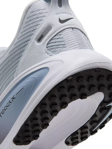 Nike sportcipő gyerek Vomero 18 szürke